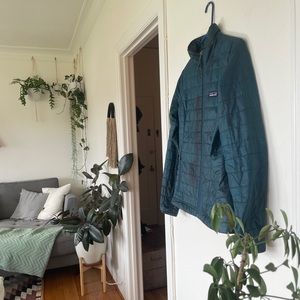 Women’s Patagonia Nano Puff Jacket, size Small